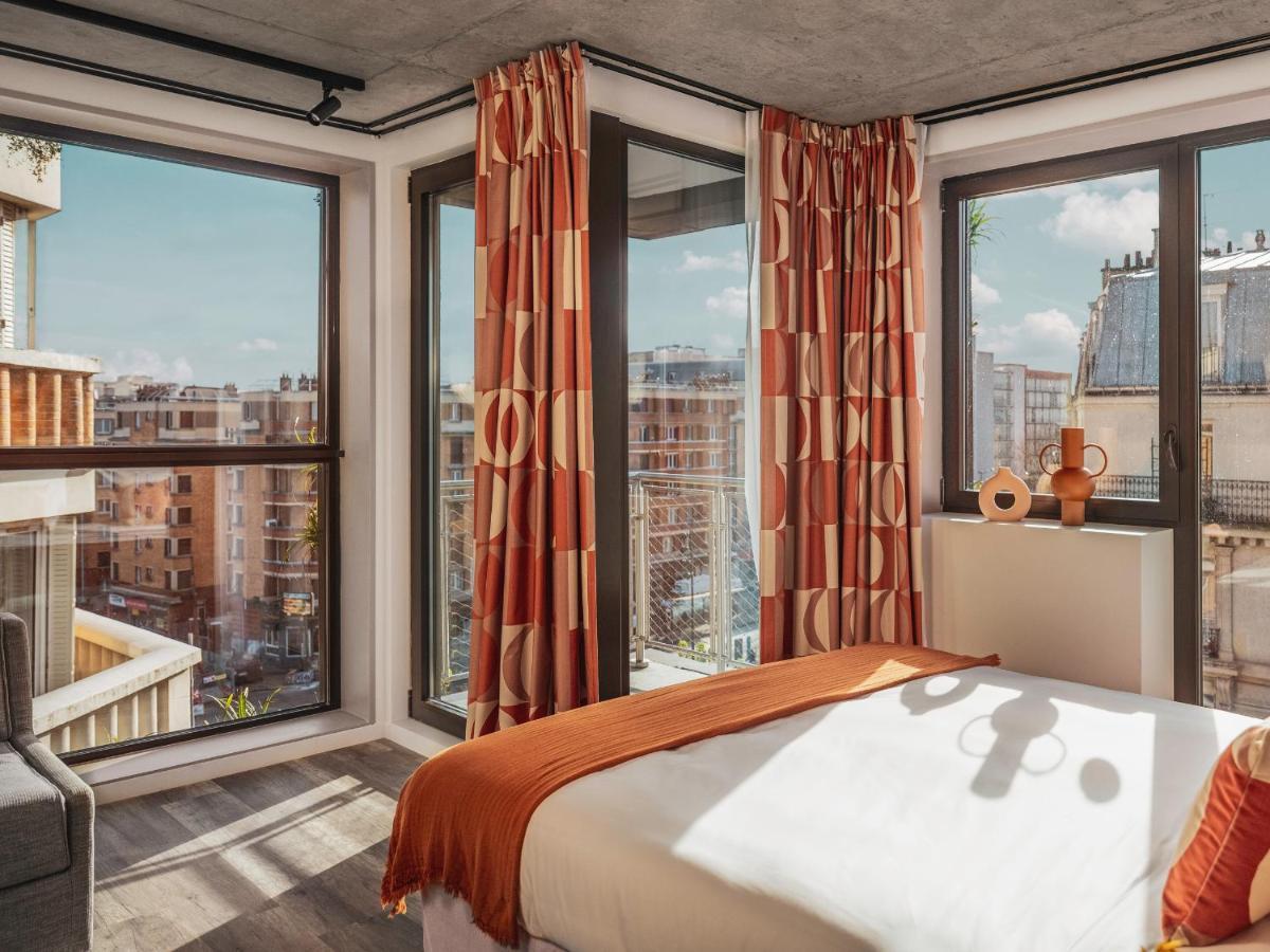 Deluxe Room Balcony