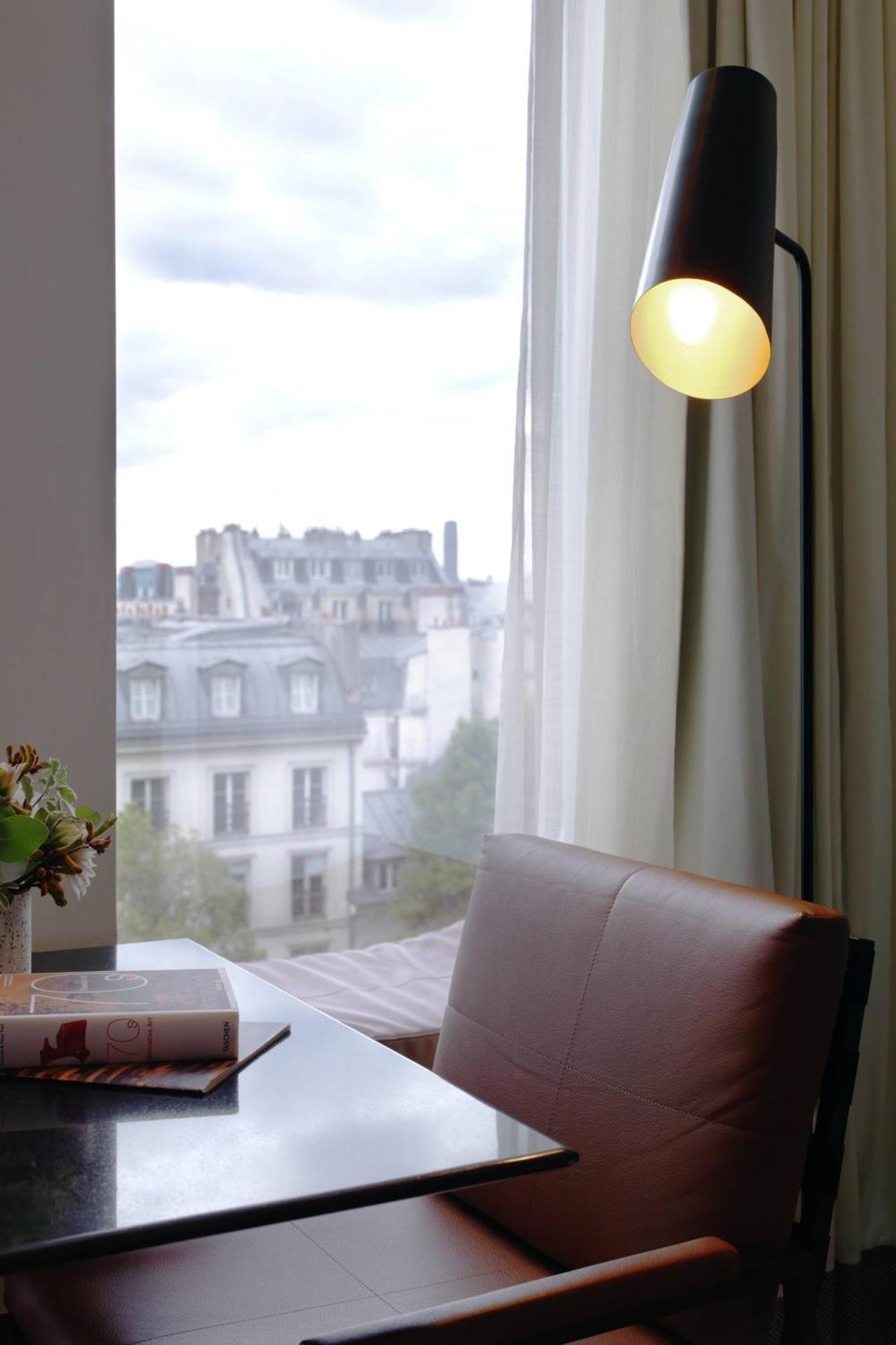Urban View Room Paris Rooftop View