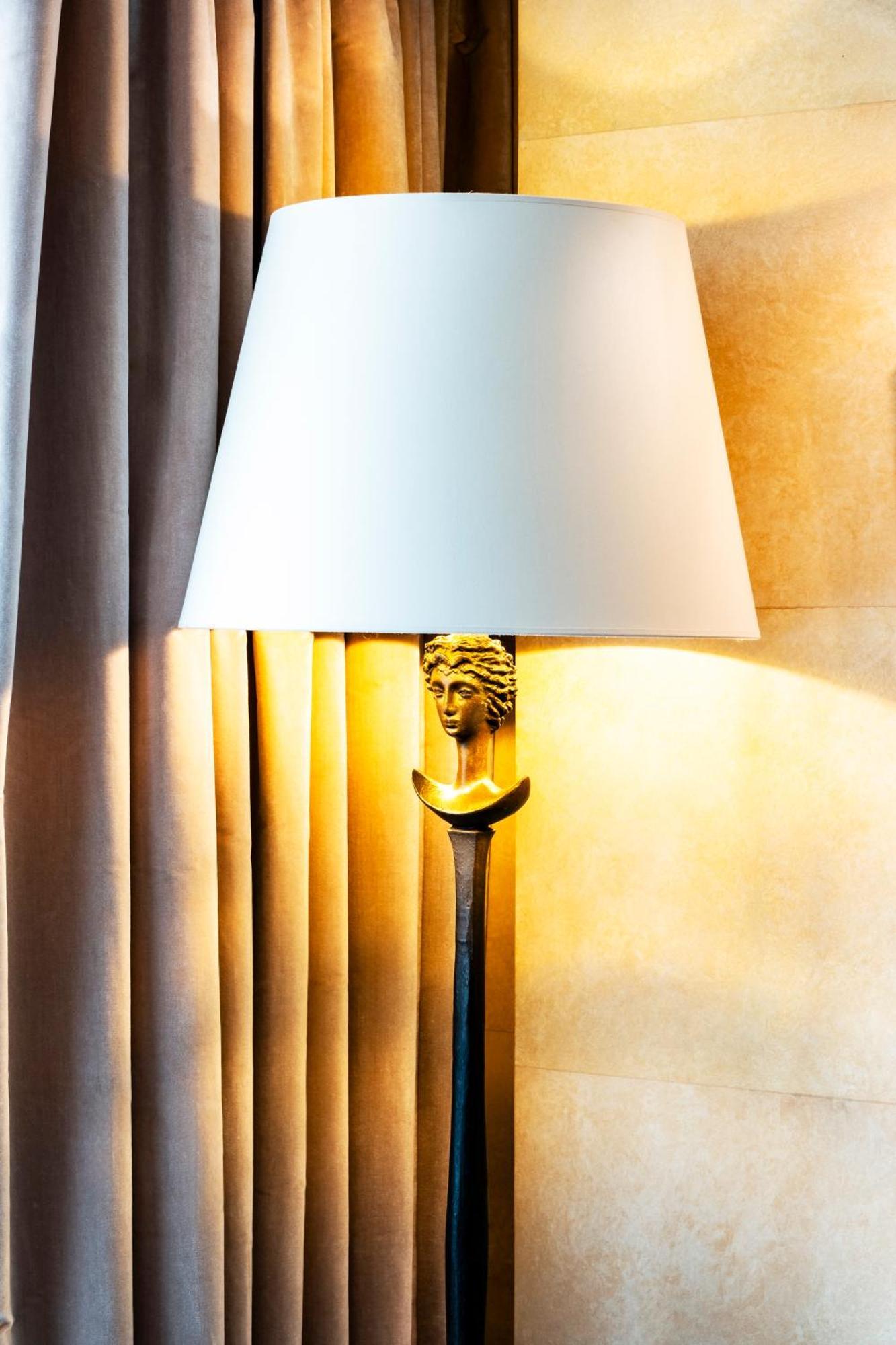Deluxe Guest room 1 king