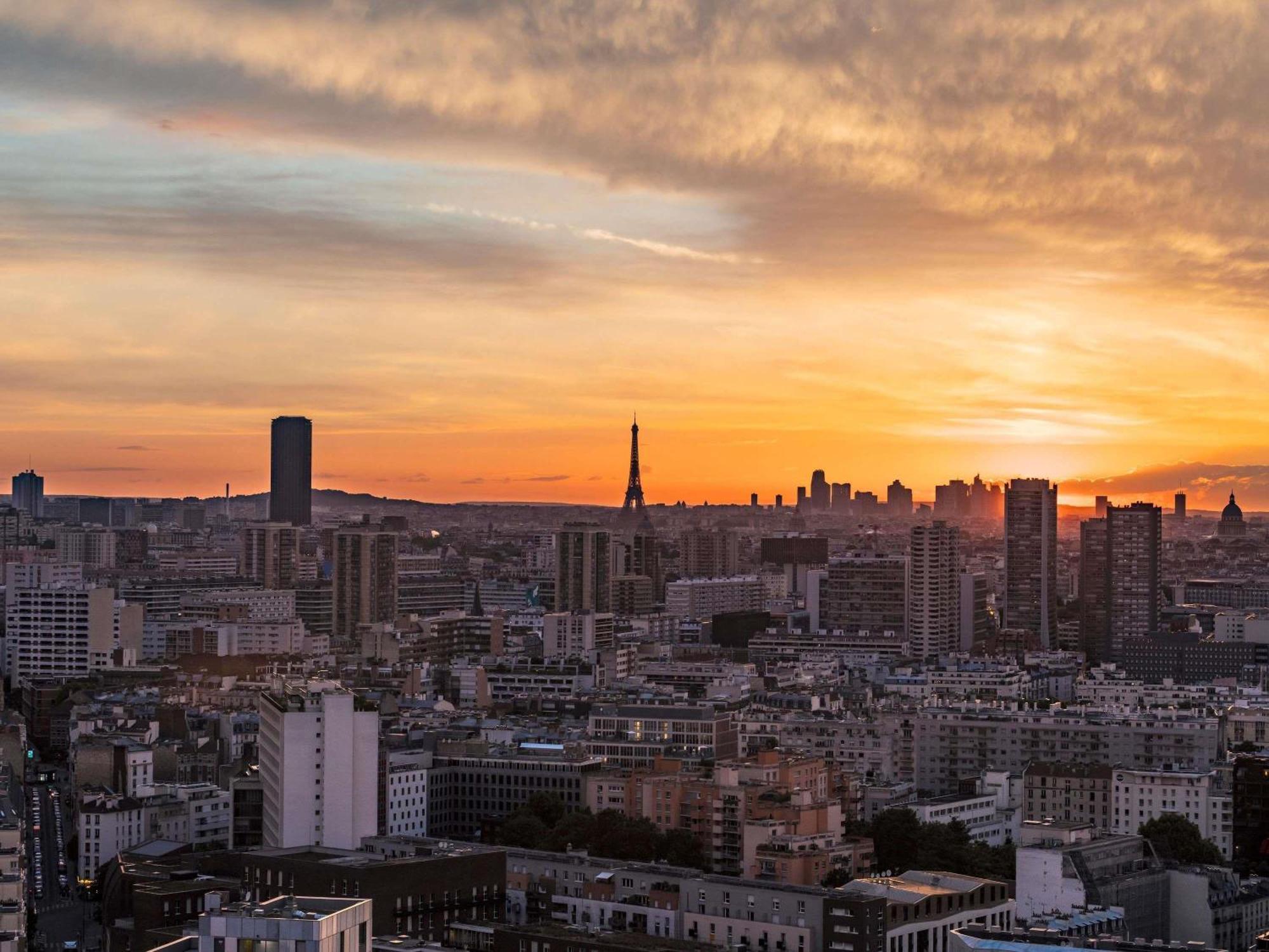 Junior King Suite City Eiffel Tower View View