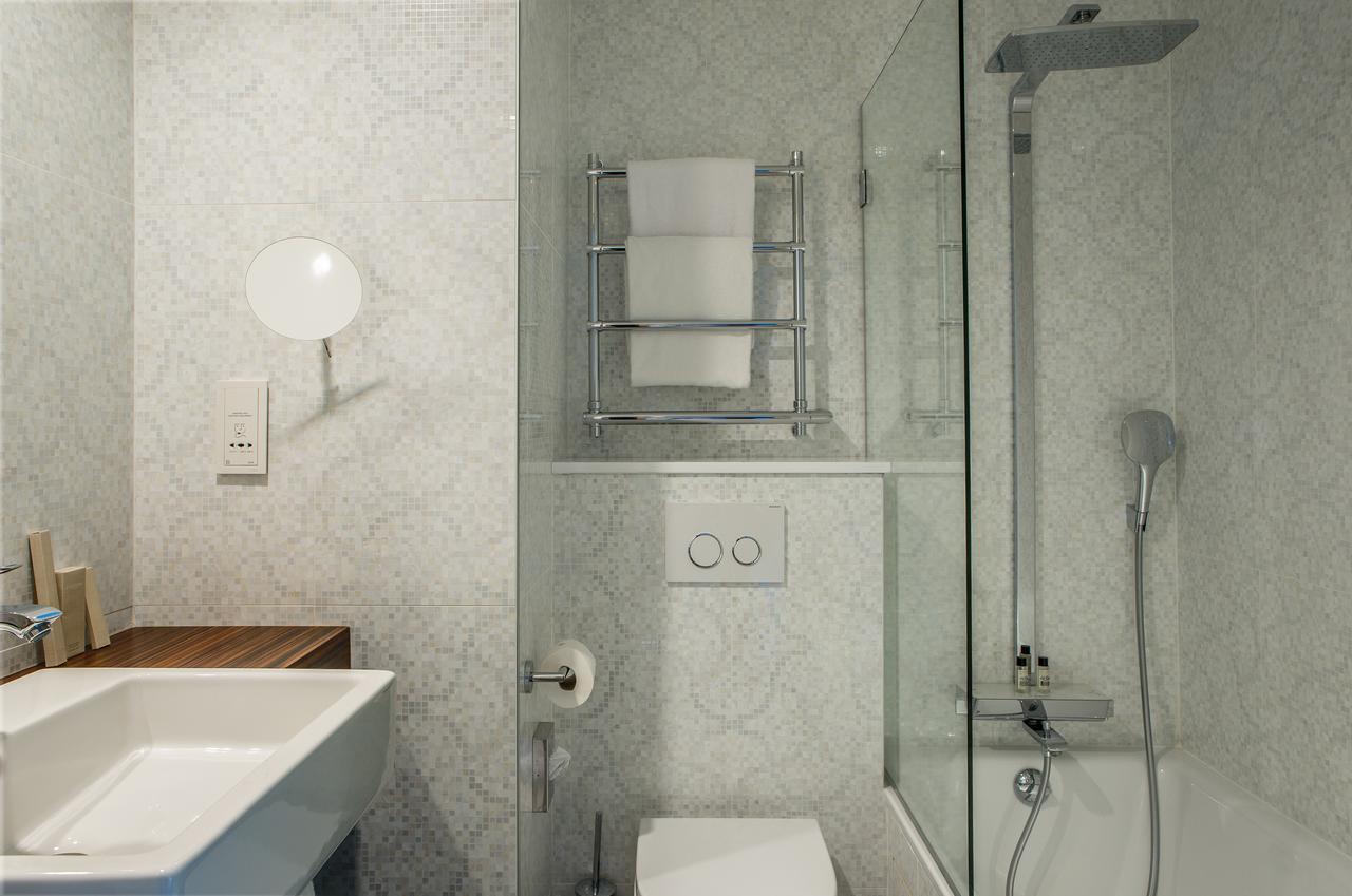 Double or Twin Room courtyard view or street view