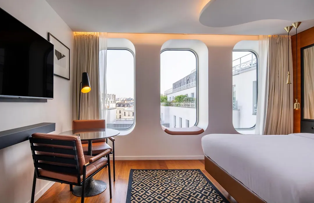 Renaissance Paris Republique Hotel & Spa-1