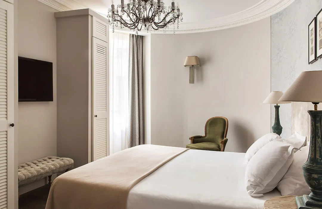 New Hotel Roblin-1
