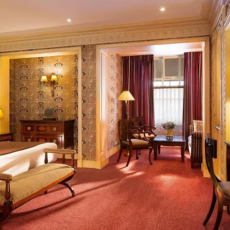 Hotel Des Grands Hommes-3