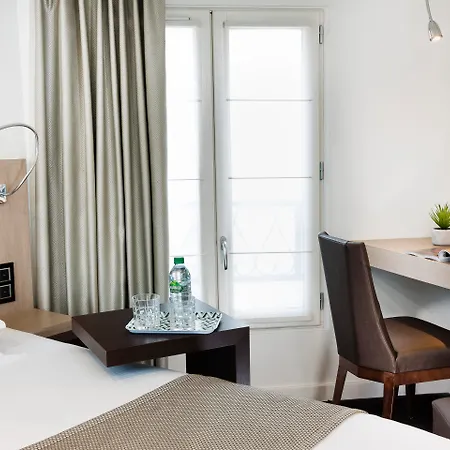 Hotel Maxim Opera-2