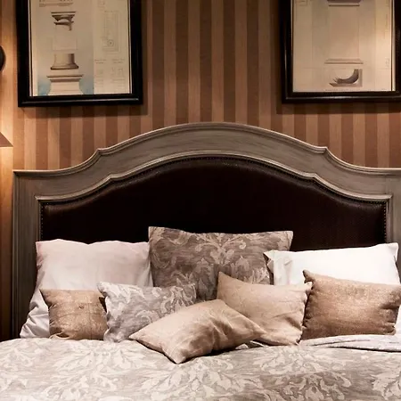Hotel Chateaubriand-3