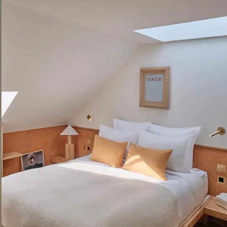 Elysee Montmartre Hotel-3