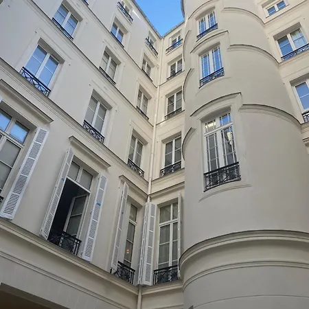 1Er Etage Opera-2