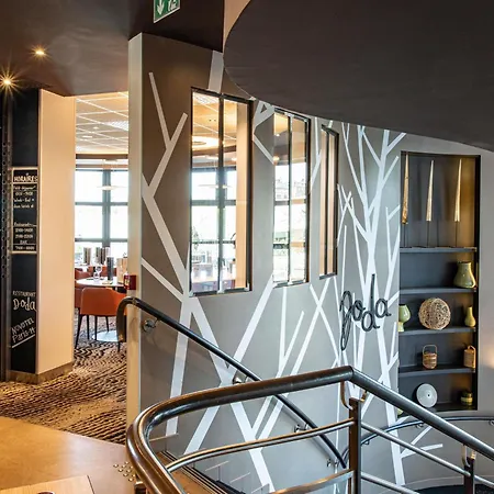 Novotel Paris 14 Porte D'Orleans-2